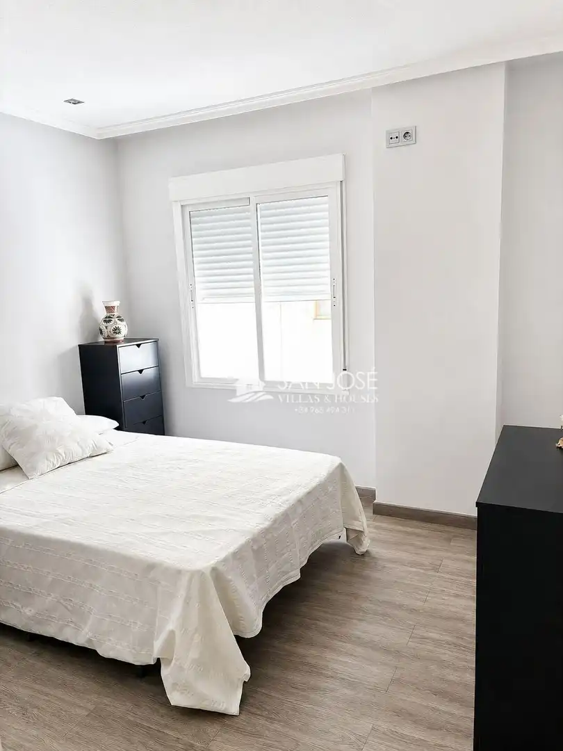 Habitación de Piso en venta en Novelda con Aire acondicionado, Trastero y Balcón