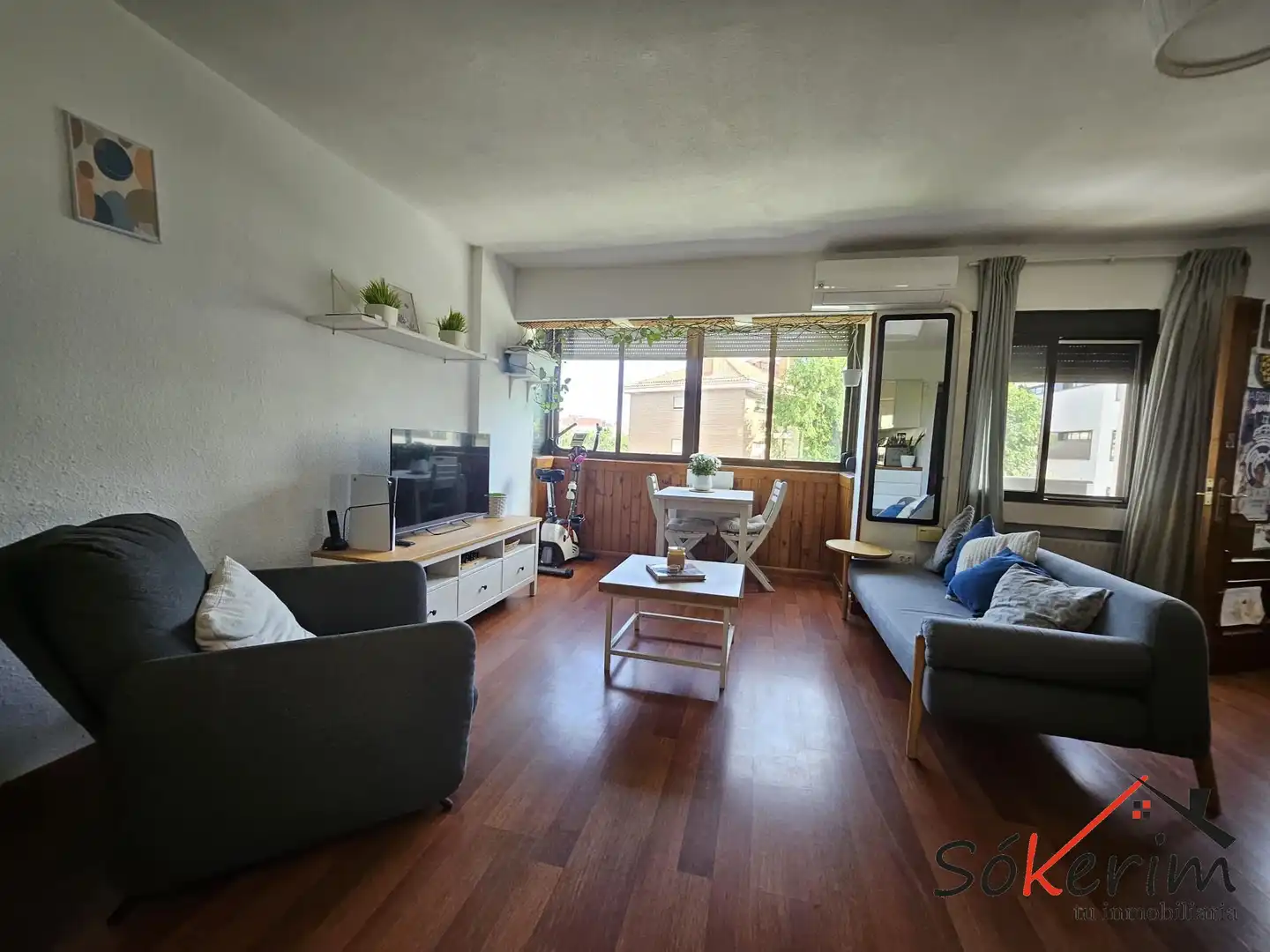 Piso en venta en Tres Olivos - Valverde