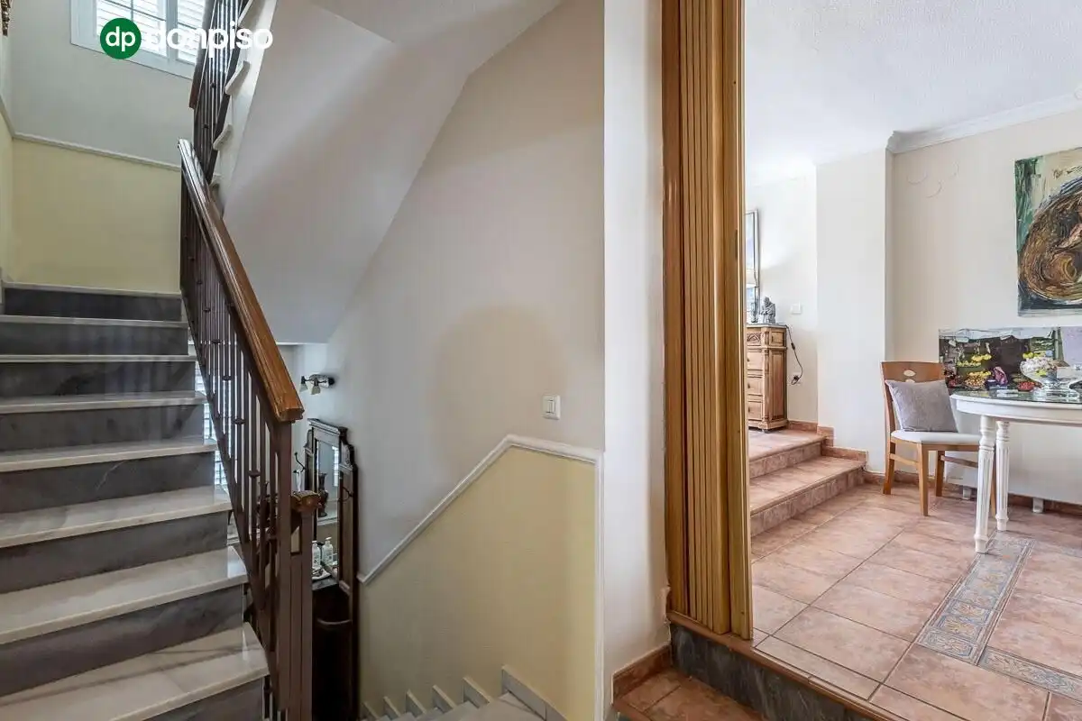 Casa adosada en venta en Genil