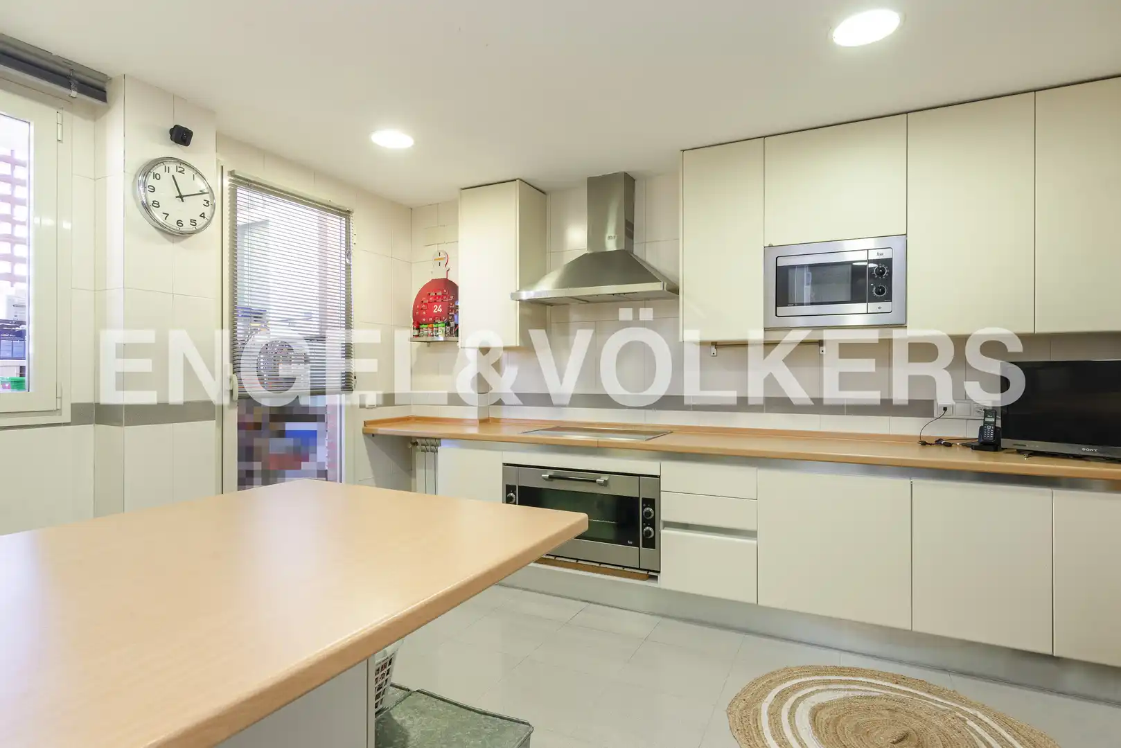 Cocina de Dúplex en venta en Madrid con Aire acondicionado, Calefacción y Terraza