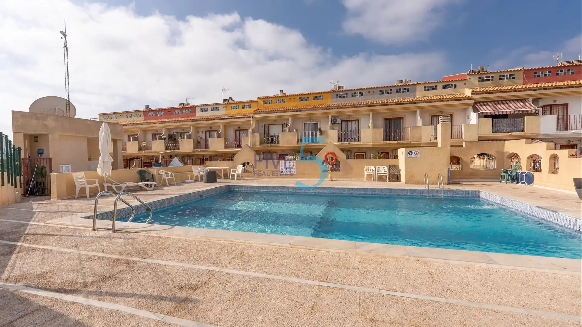 House with terrace for sale in Orihuela Costa