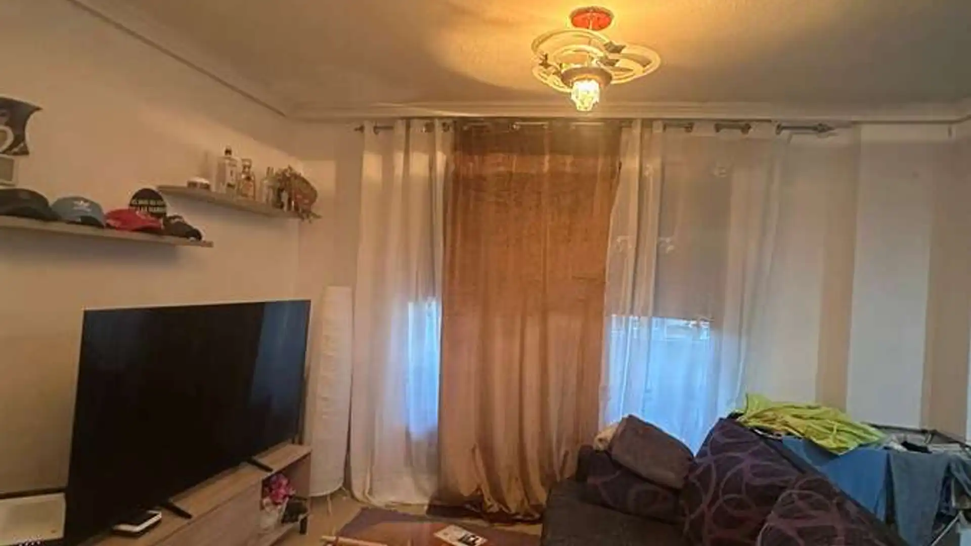 Sala de estar de Piso en venta en Santa Marta de Tormes con Calefacción y Amueblado