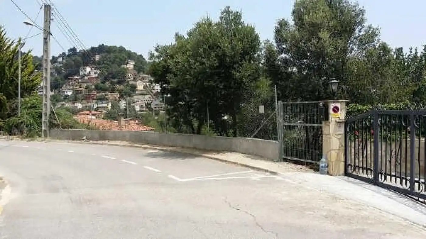 Wohnbaugrundstück zum Verkauf in Corbera de Llobregat, imagen 5
