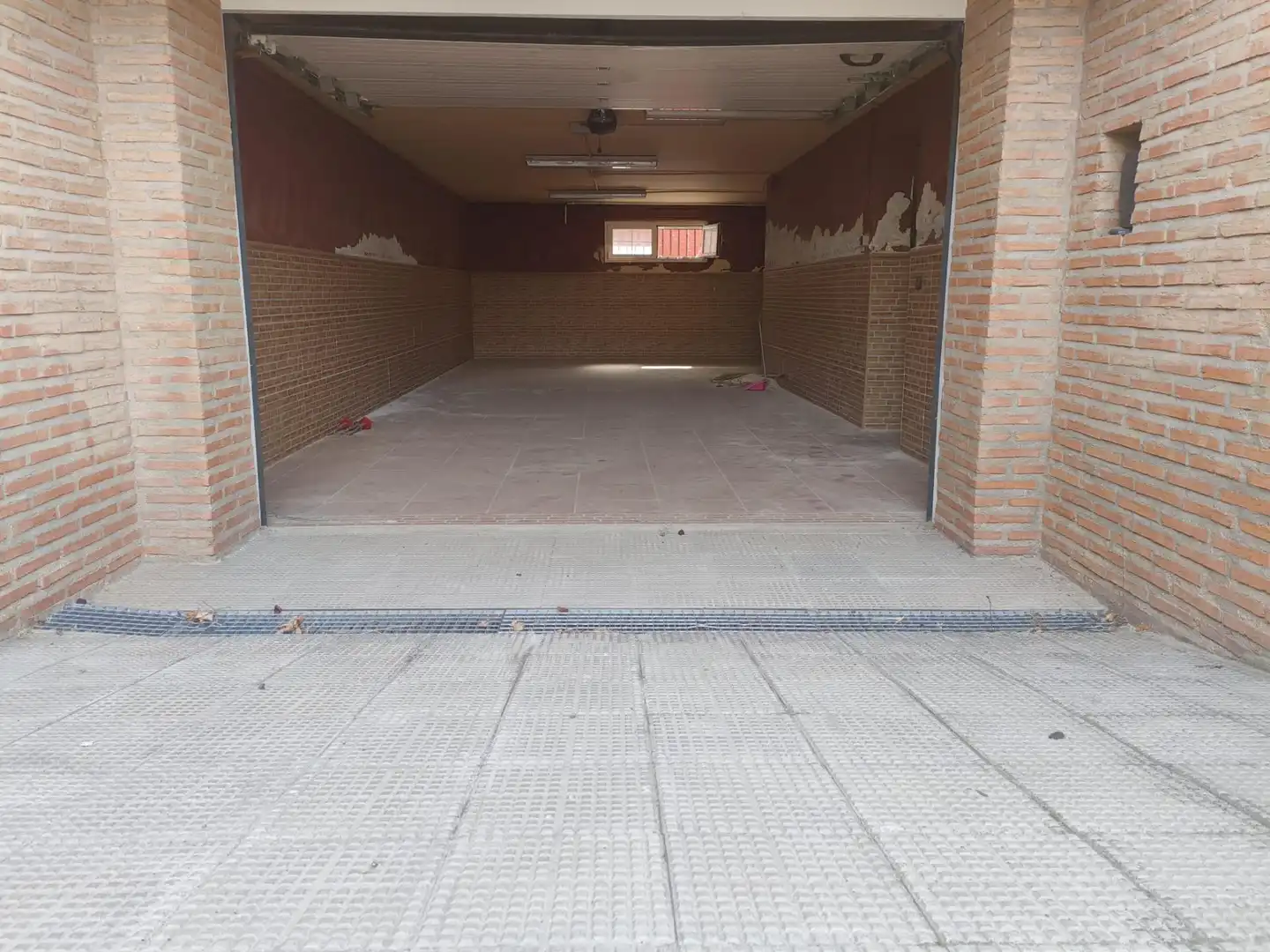 Aparcament de Casa o xalet en venda en Villaluenga de la Sagra amb Aire condicionat, Calefacció i Jardí privat