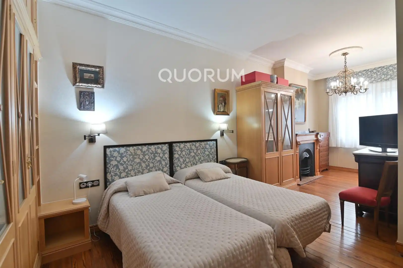 Schlafzimmer von Wohnung zum Verkauf in Bilbao  mit Heizung und Balkon