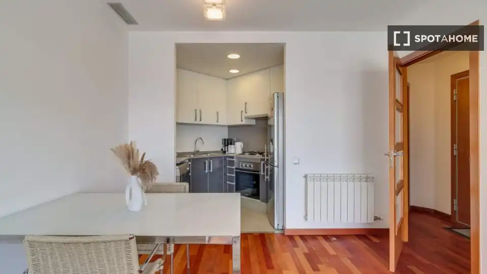 Cocina de Piso de alquiler en Barcelona con Aire acondicionado, Calefacción y Amueblado