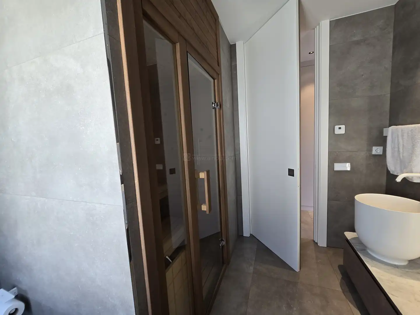 Baño de Piso en venta en  Logroño con Aire acondicionado, Calefacción y Terraza