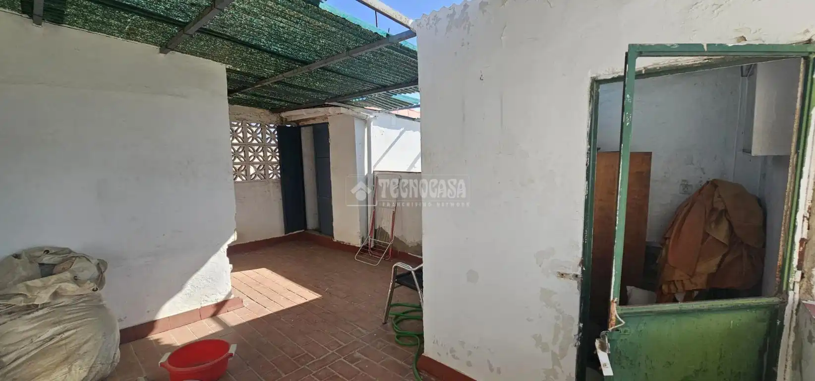 Terrasse von Einfamilien-Reihenhaus zum Verkauf in Sevilla mit Terrasse und Balkon