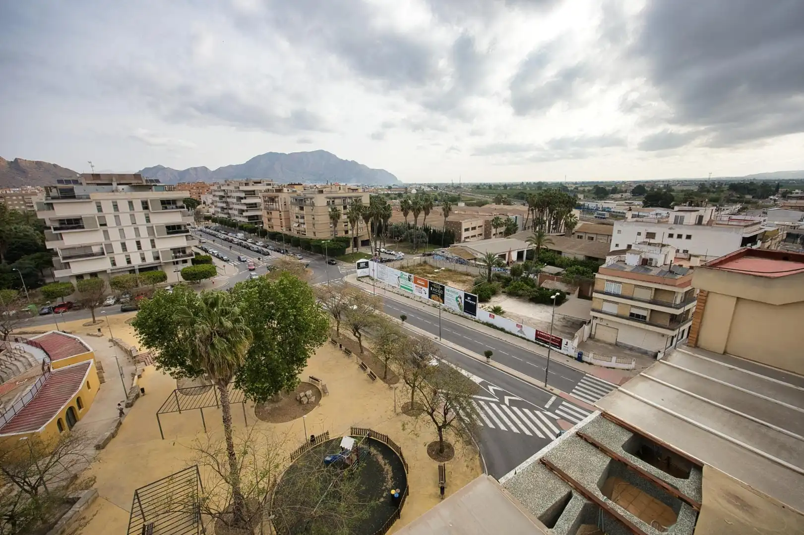 Vista exterior de Pis en venda en Orihuela amb Aire condicionat, Terrassa i Traster
