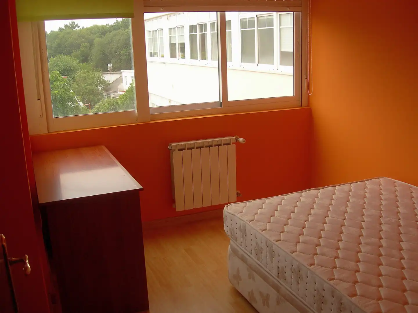 Schlafzimmer von Wohnung zur Miete in Narón mit Möbliert