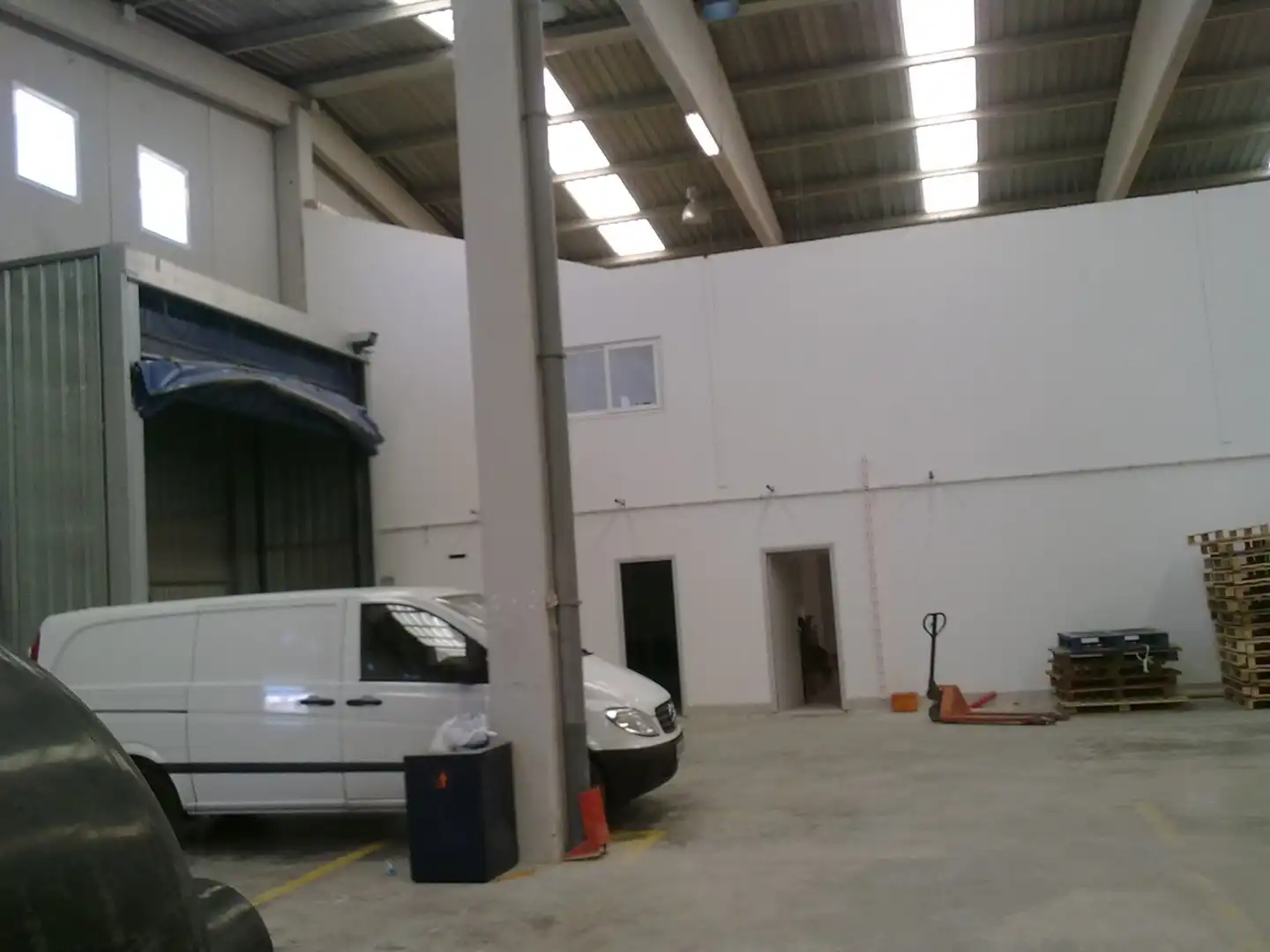 Nave industrial de alquiler en Abrera