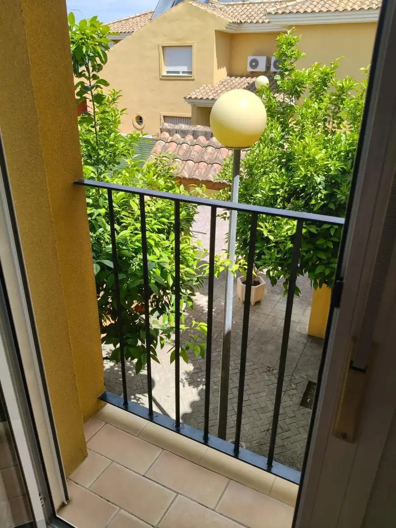 Terrassa de Casa adosada en venda en Puerto Real amb Aire condicionat, Calefacció i Jardí privat