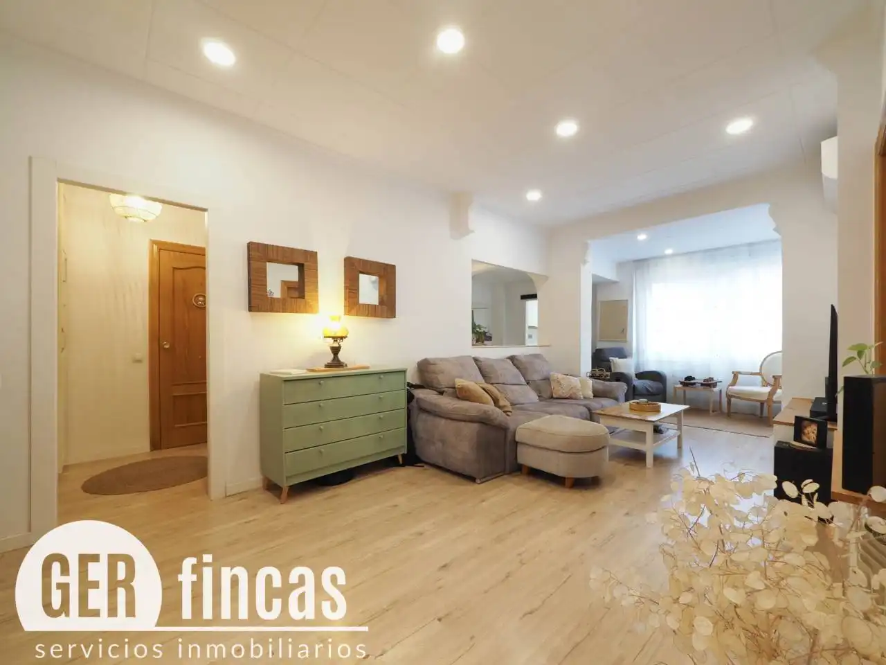Flat with balcony for sale in Calle Travessera, imagen 5