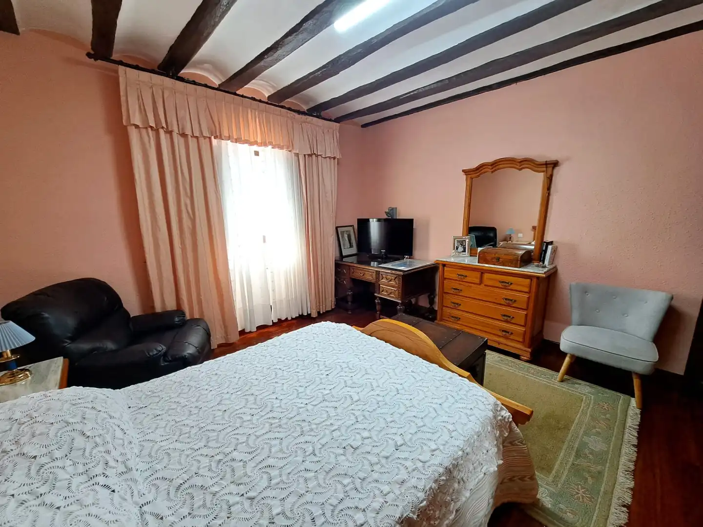 Dormitori de Casa adosada en venda en Baños de Rioja amb Calefacció, Jardí privat i Terrassa