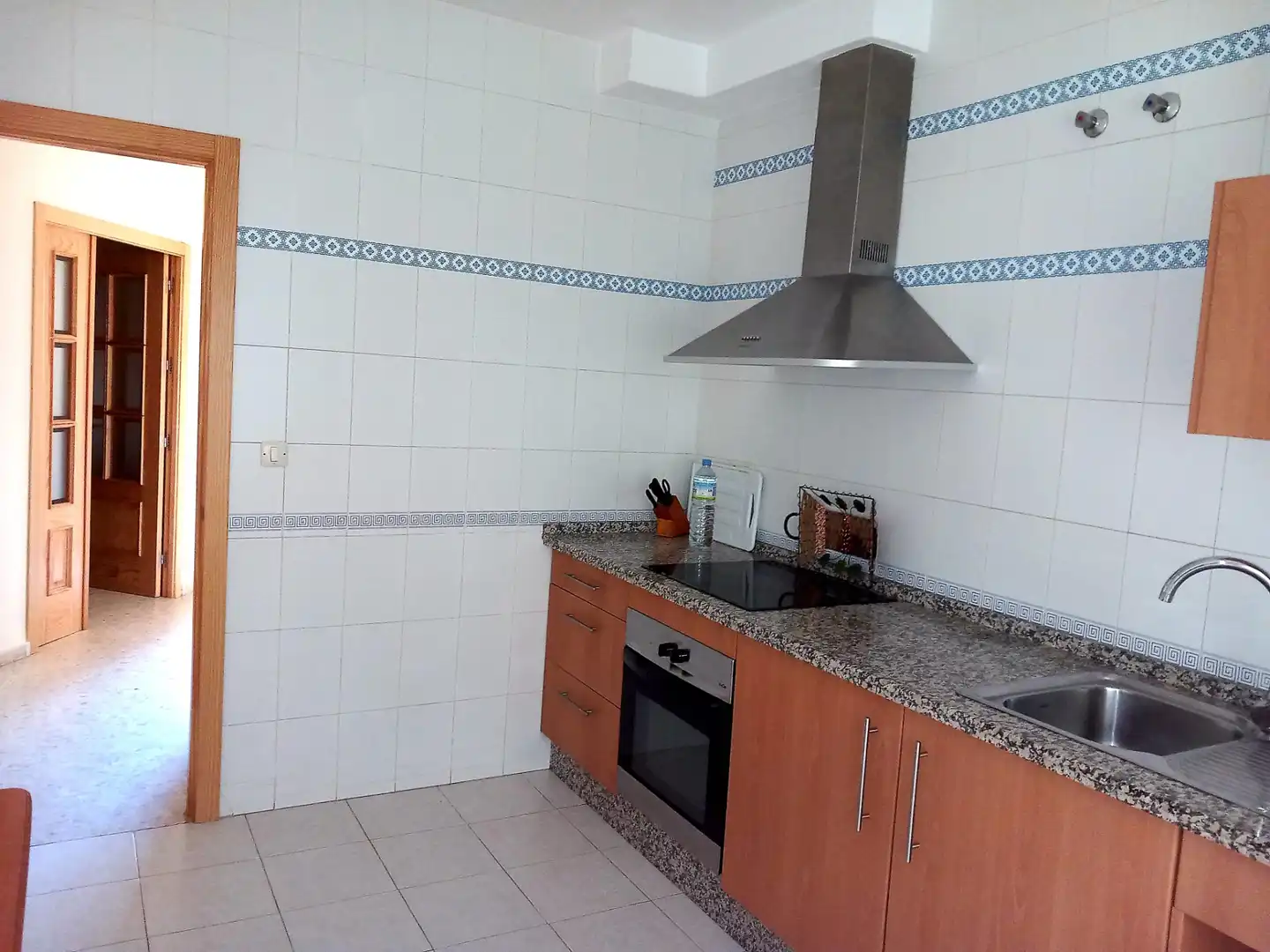 Cuina de Casa adosada en venda en Talavera la Real amb Aire condicionat i Terrassa