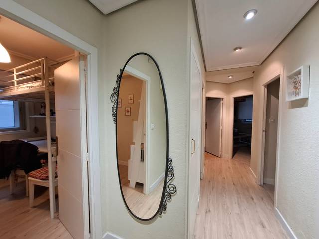 Piso en Venta en Avenida das Camelias en Praza Independencia