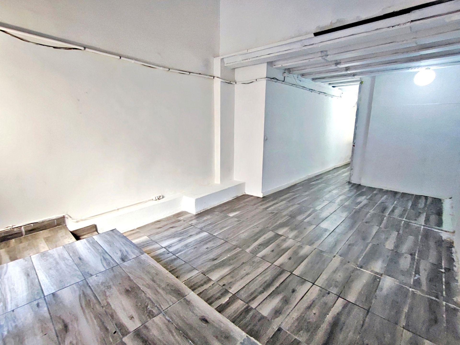 Premises for sale in El Poble Sec - Parc de Montjuïc