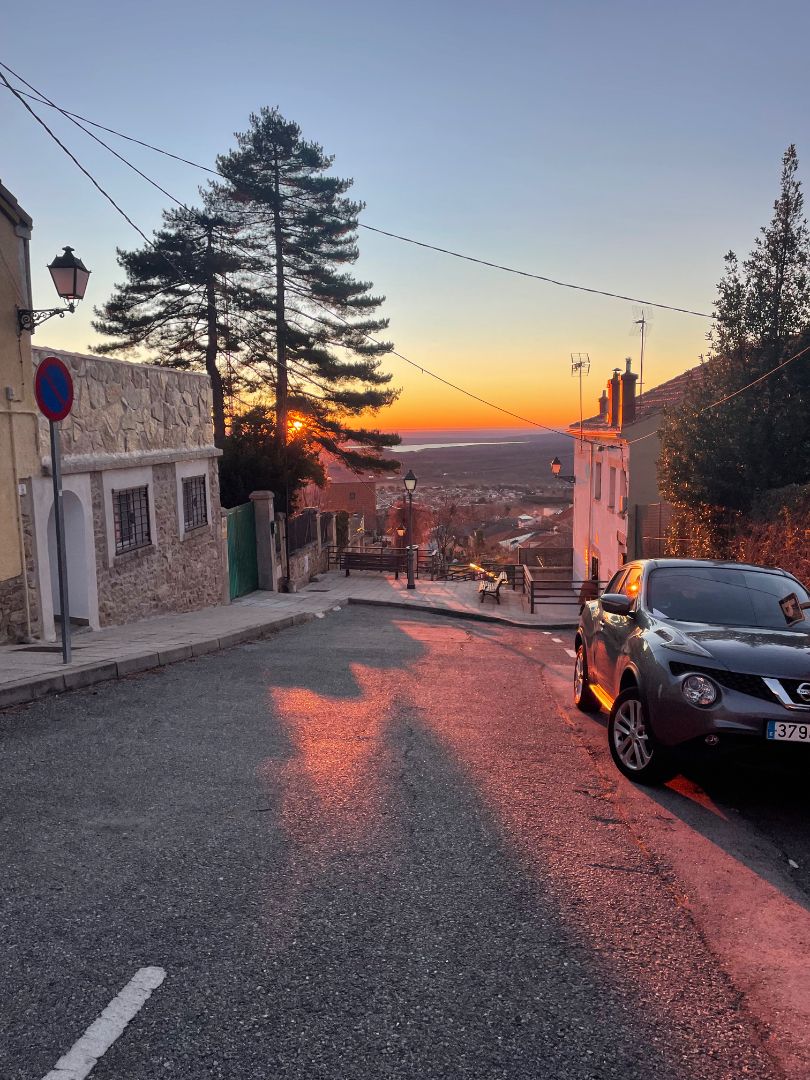 Vista exterior de Pis en venda en San Lorenzo de El Escorial amb Moblat, Forn i Rentadora