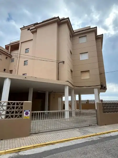 Vista exterior de Garatge de lloguer en Sueca