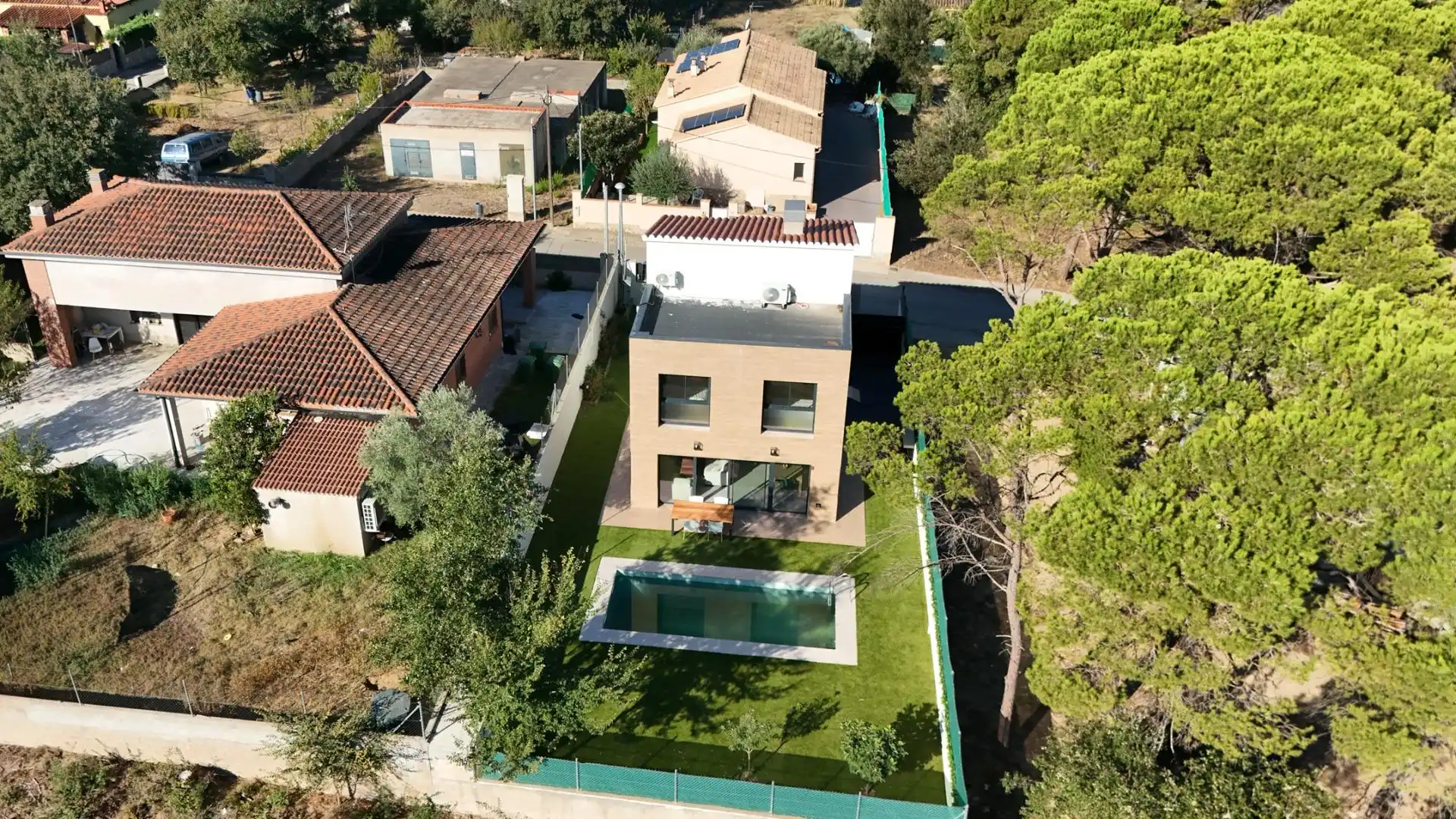 Xalet amb piscina en venda a Carrer Carrer Blanes, imagen 2