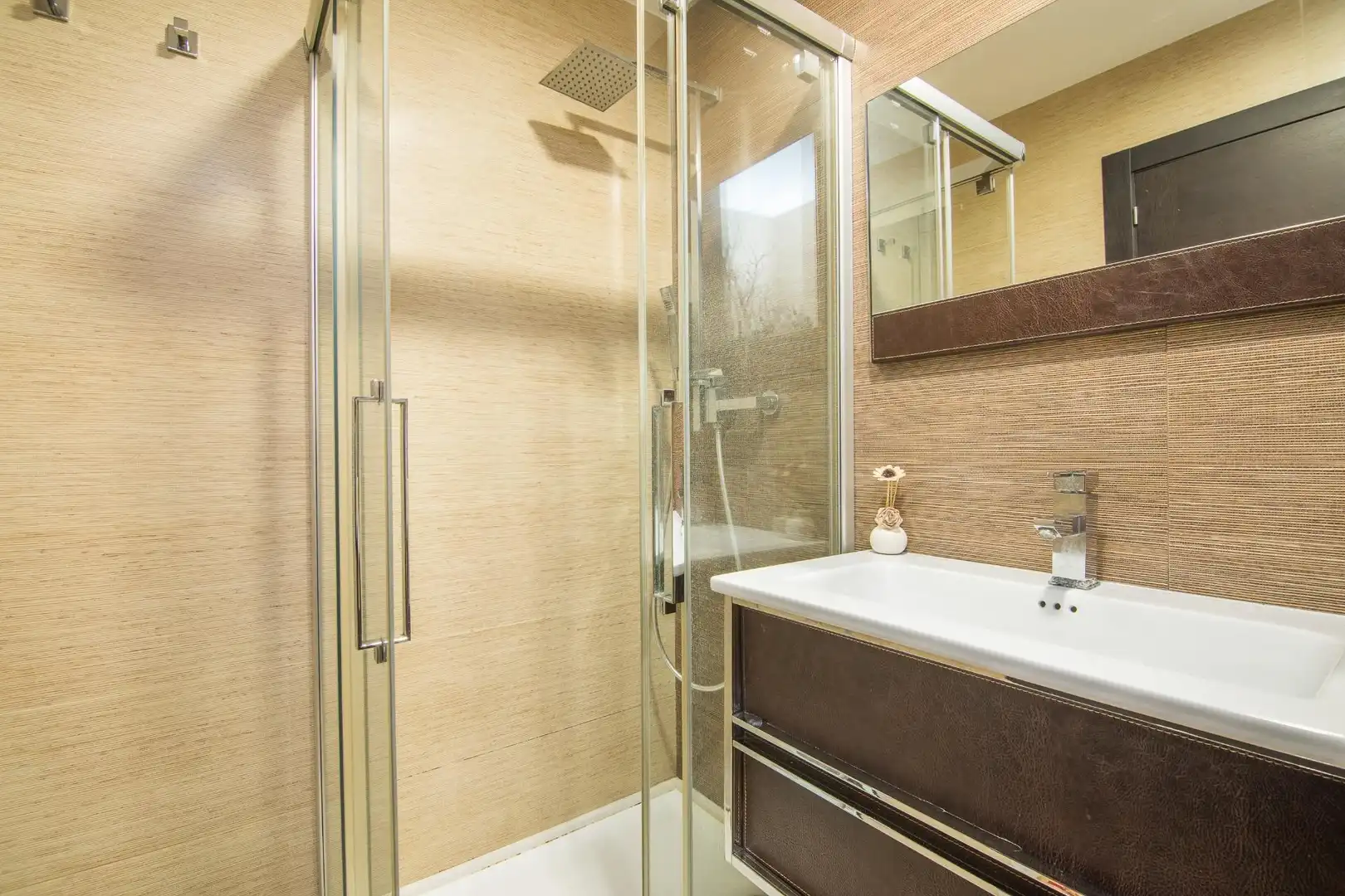 Flat with terrace for sale in Calle DR FERRAN, imagen 24