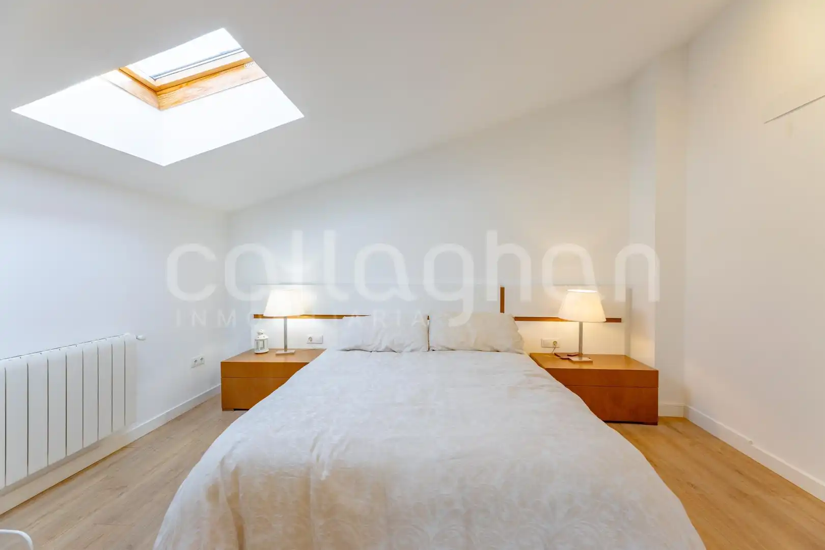 Habitación de Casa adosada en venta en Rocafort con Aire acondicionado, Calefacción y Jardín privado