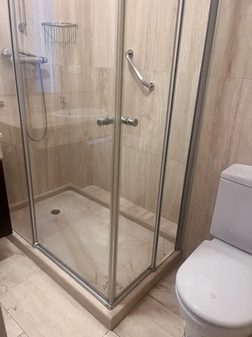 Bathroom of Flat for rent in Avenida - Divina Pastora - Plaza de Toros