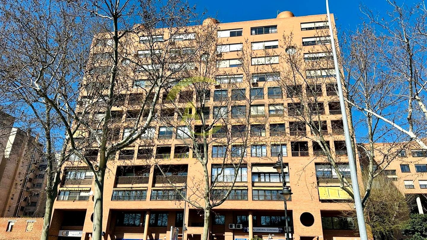 Exterior view of Duplex for sale in Talavera de la Reina  with Air Conditioner, Heating and Parquet flooring