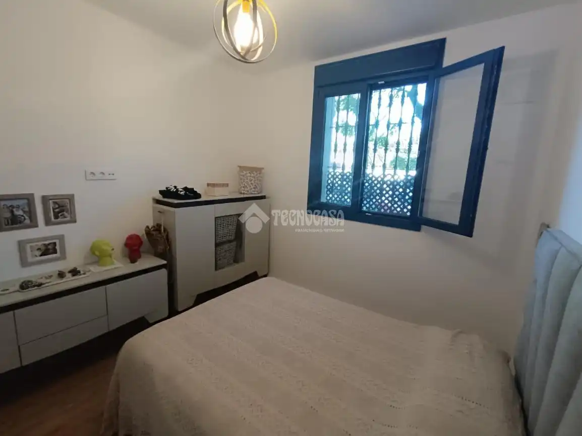 Habitación de Piso en venta en Sevilla con Aire acondicionado