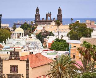Vista exterior de Apartament en venda en Las Palmas de Gran Canaria amb Aire condicionat, Terrassa i Traster