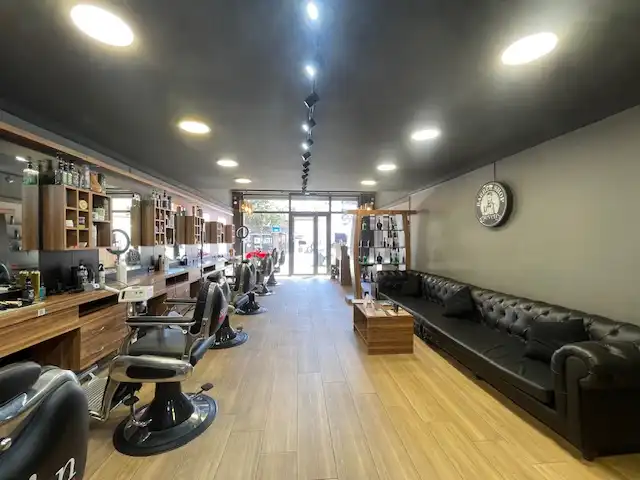 Business premises for transfer in Carrer de València, imagen 21