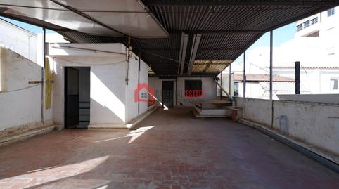 Foto 3 de Casa adosada en venta en Avenida de Abril - 9 de Octubre, Sagunto / Sagunt