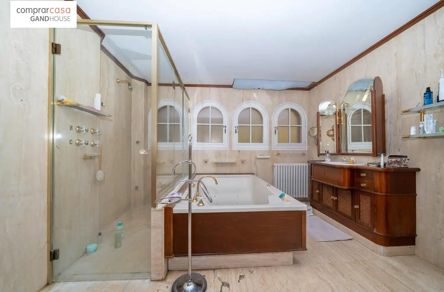 Baño de Finca rústica en venta en Caldes de Malavella con Aire acondicionado, Calefacción y Jardín privado