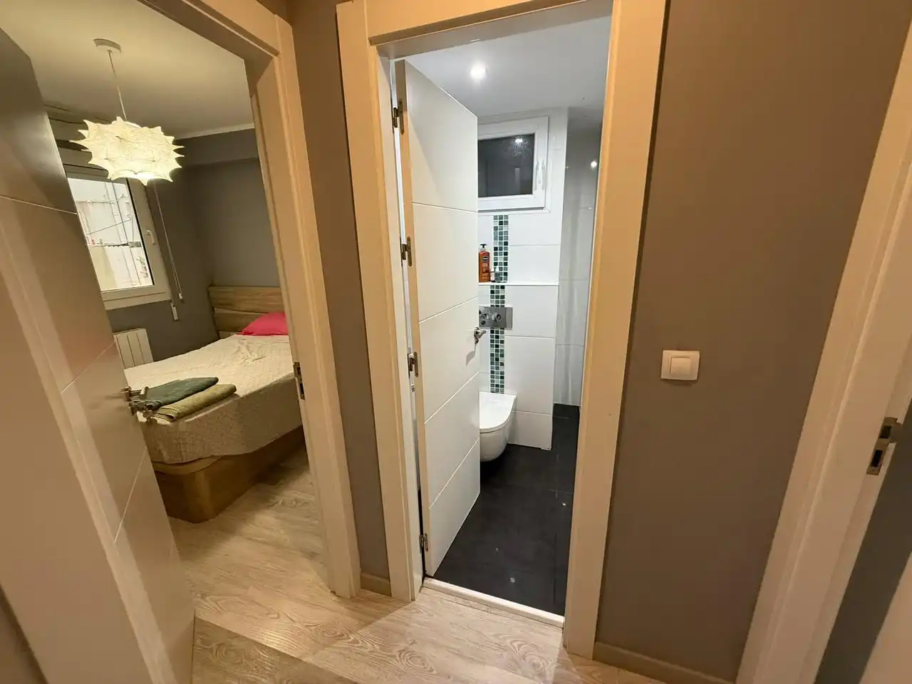 Baño de Piso en venta en Castro-Urdiales con Calefacción y Terraza