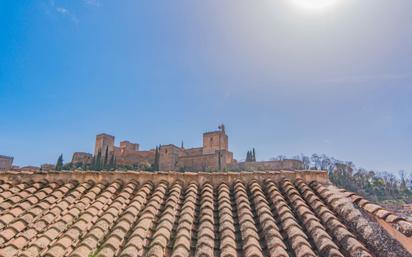 Exterior view of Building for sale in  Granada Capital