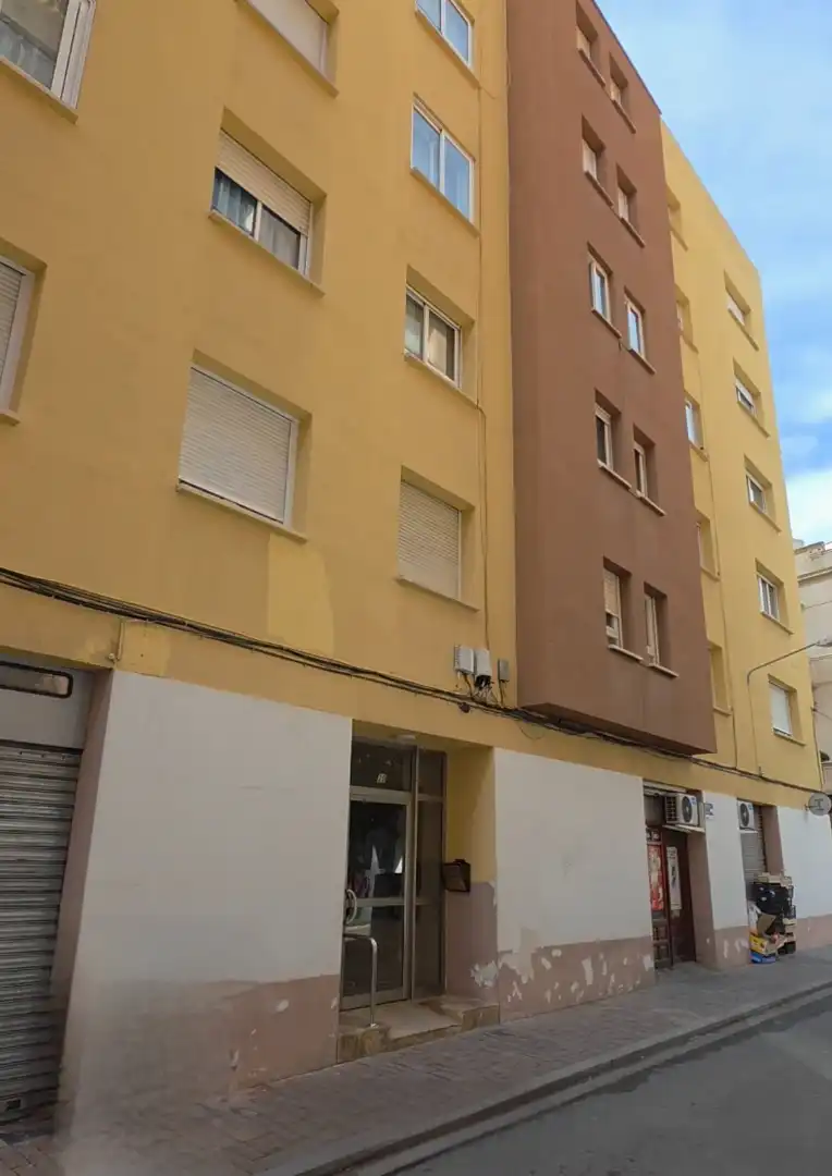 Piso con terraza en venta en Carrer de Gornals 20, imagen 4