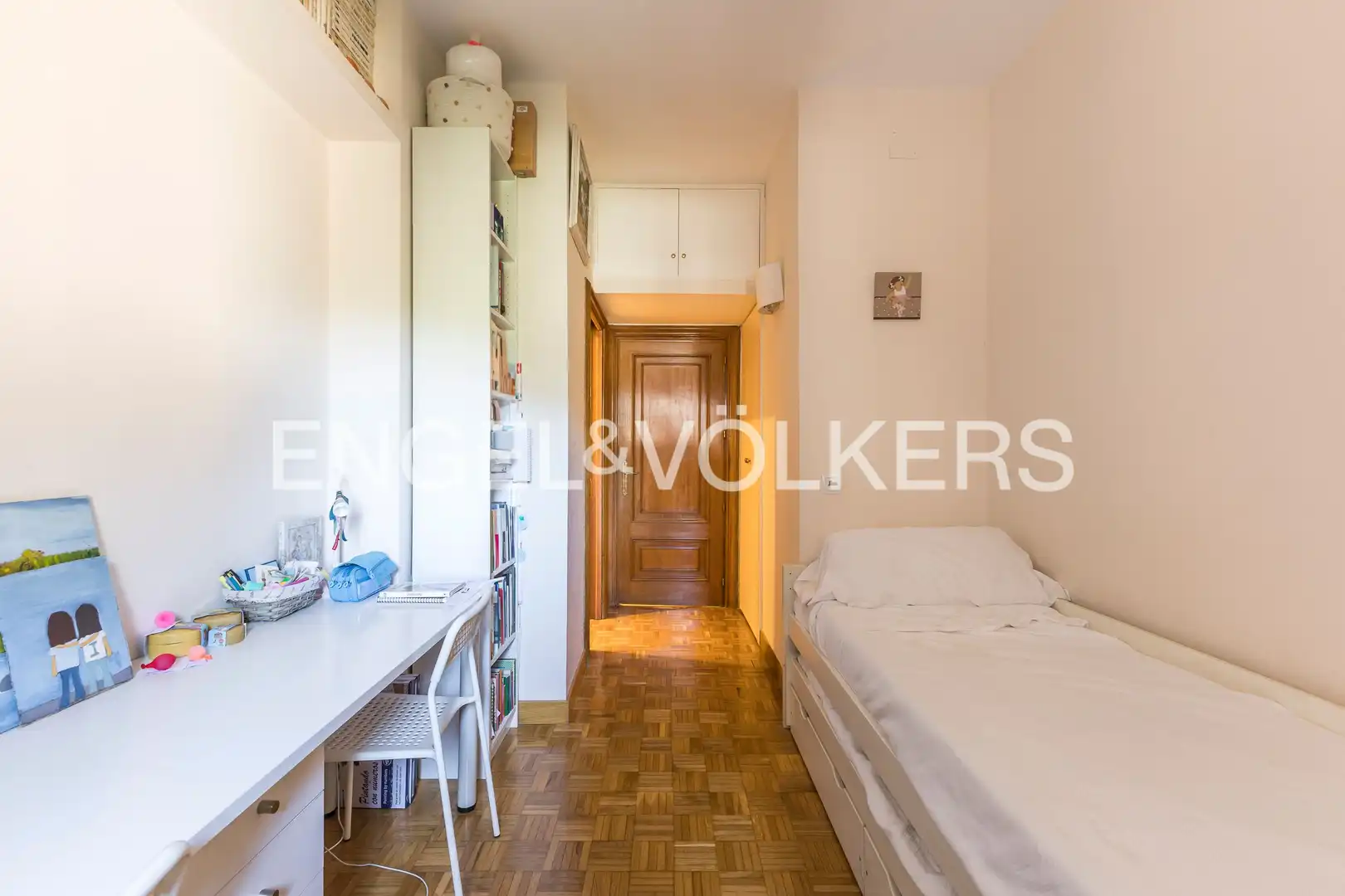 Habitación de Piso en venta en Madrid con Calefacción, Jardín privado y Parquet