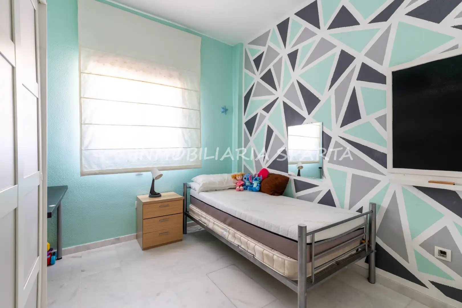 Bedroom of Detached homes for sale in Benacazón  with Air Conditioner, Heating and Oven