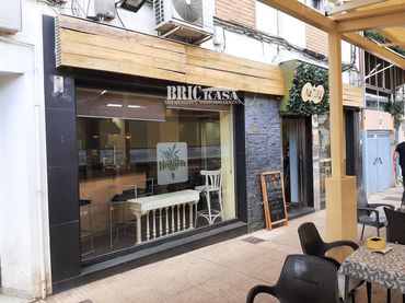 Locale commerciale in affitto a Ronda san Francisco