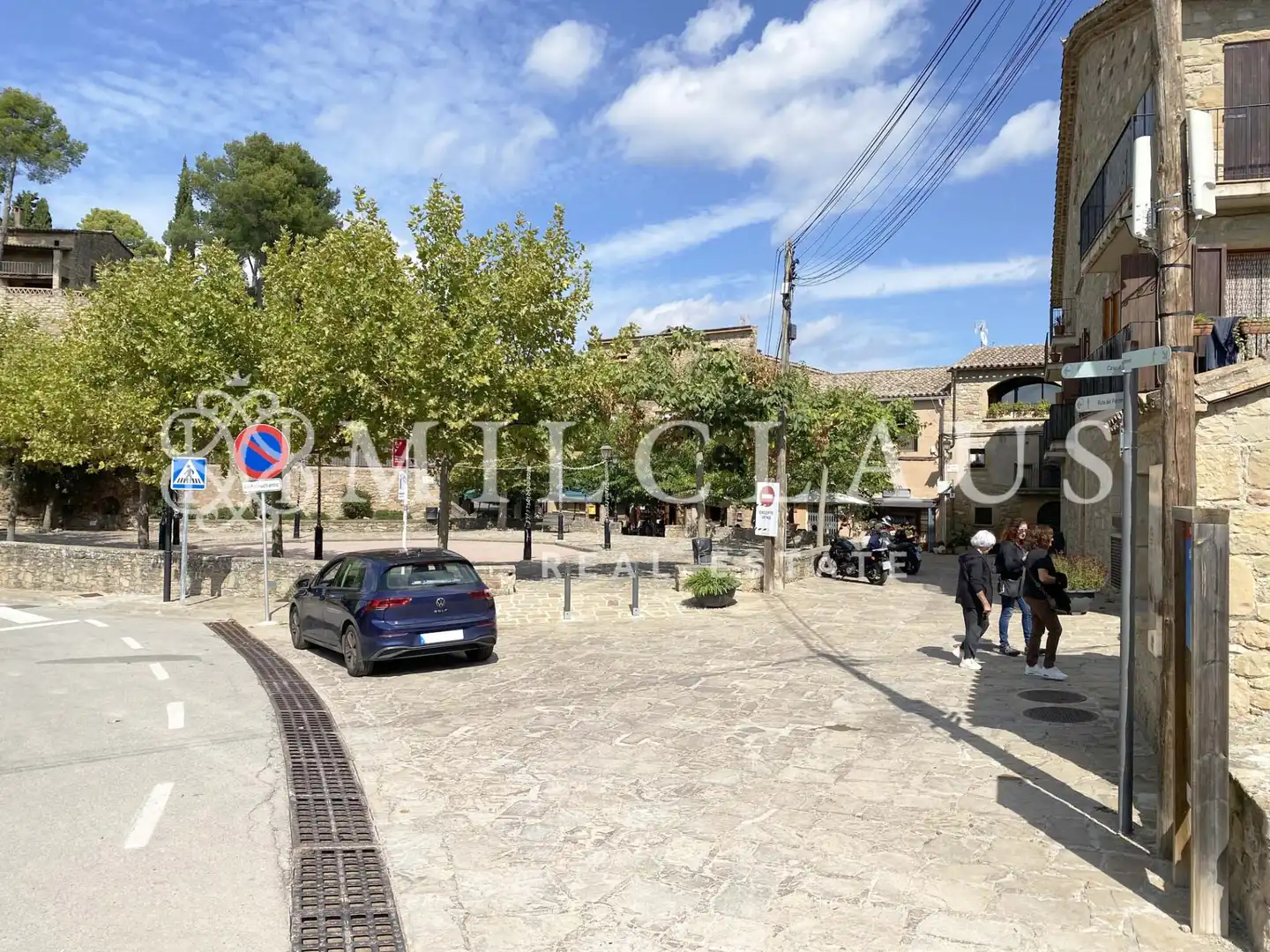 Exterior view of Flat for rent in Talamanca, Barcelona