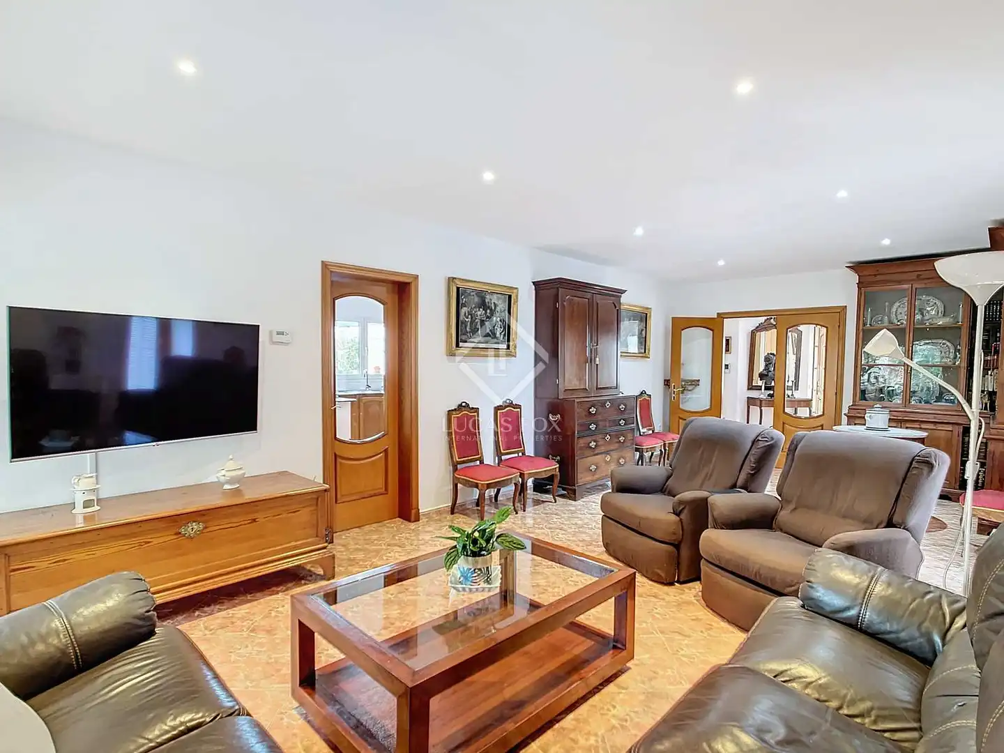 Sala d'estar de Casa o xalet en venda en Ciutadella de Menorca amb Aire condicionat, Calefacció i Jardí privat