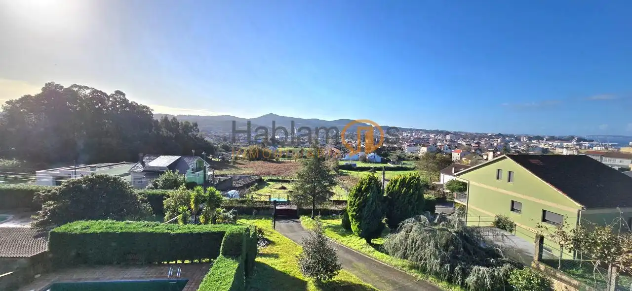 Casa o xalet en venda en Vilagarcía de Arousa amb Calefacció, Jardí privat i Terrassa