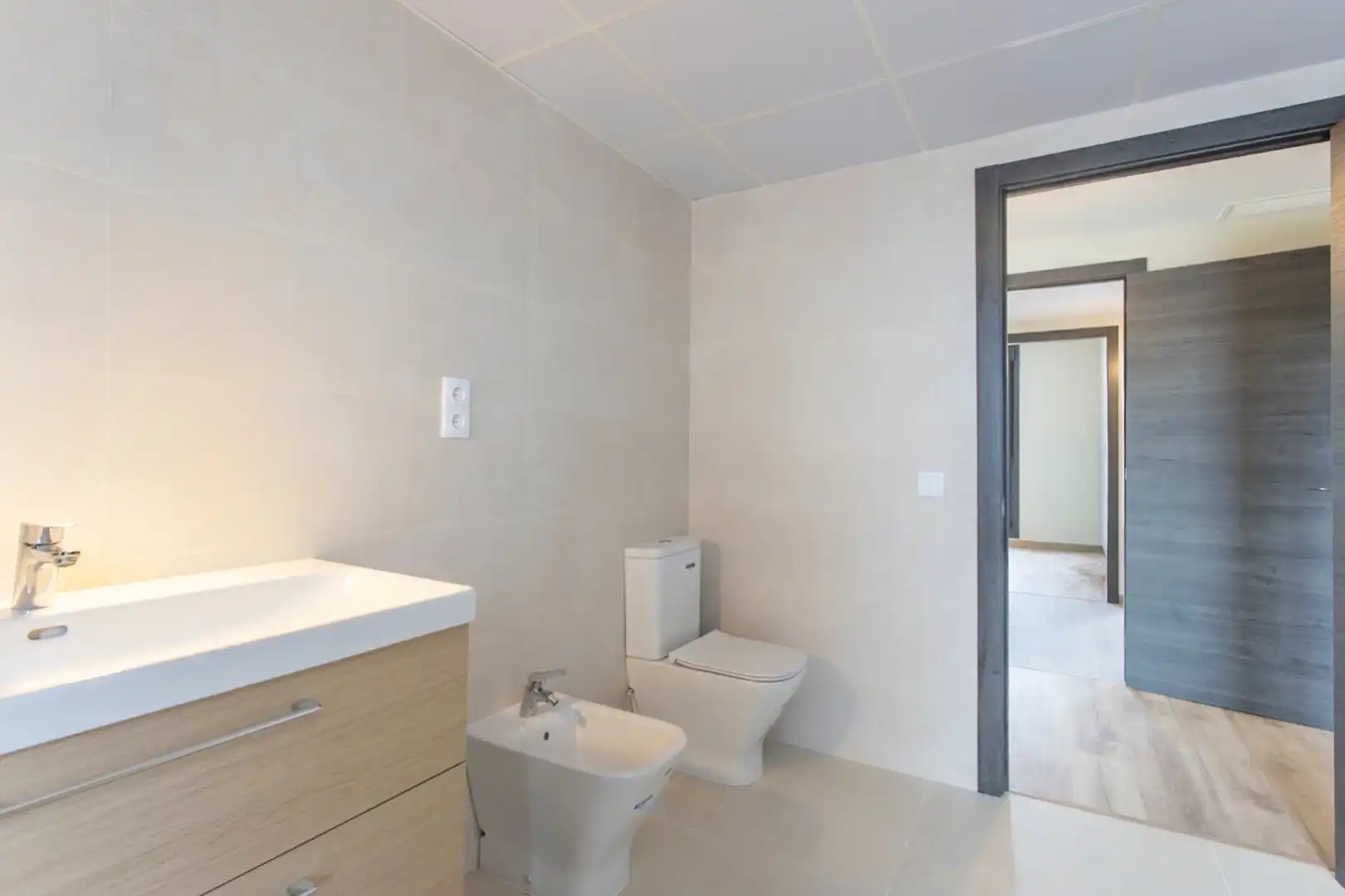 Bathroom of Houses for sale in Brunete, Madrid
