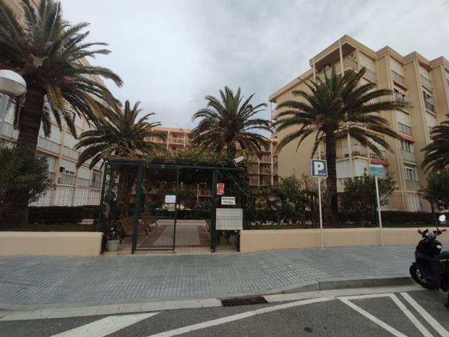 Piso en Venta en C/ Plácido Domingo (Ed Paradis Playa) en La Pineda