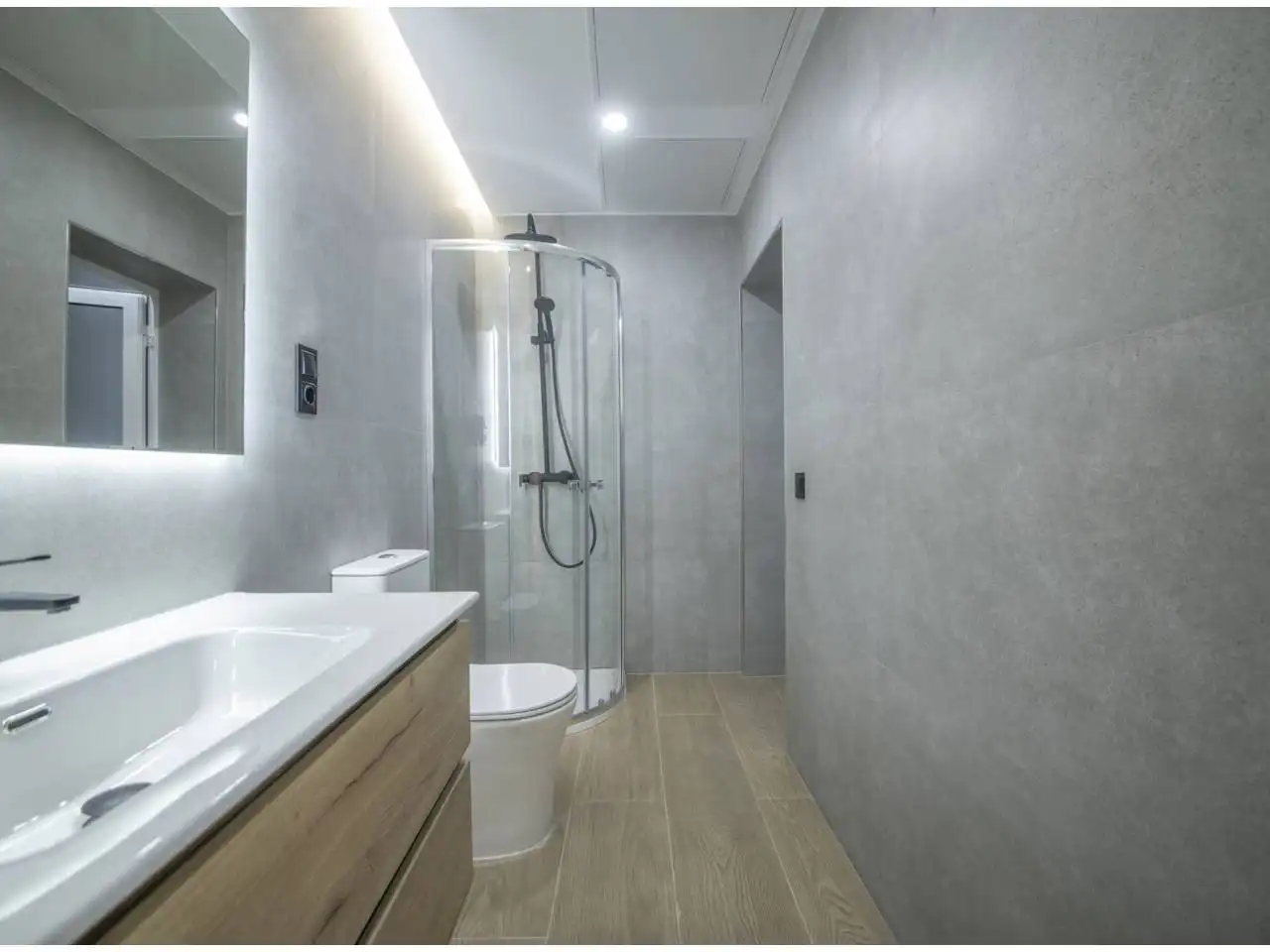 Bany de Dúplex en venda en Barcelona amb Aire condicionat, Calefacció i Parquet