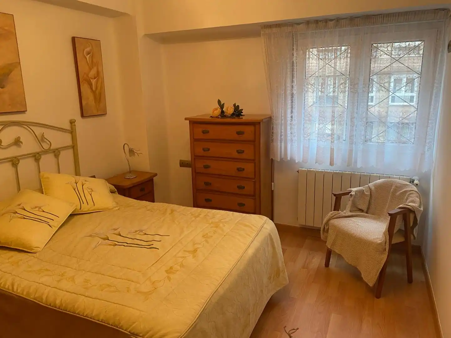 Habitación de Piso de alquiler en Cuatro Caminos