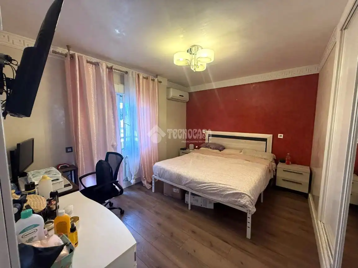 Bedroom of Flat for sale in Pintores - Ferial