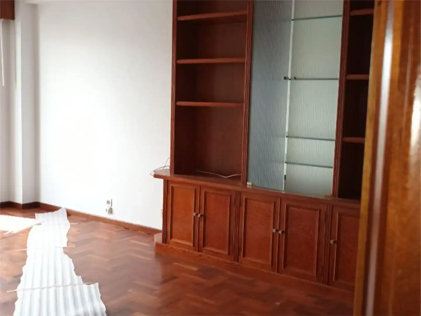 Sala de estar de Piso de alquiler en Vigo  con Jardín privado, Parquet y Trastero