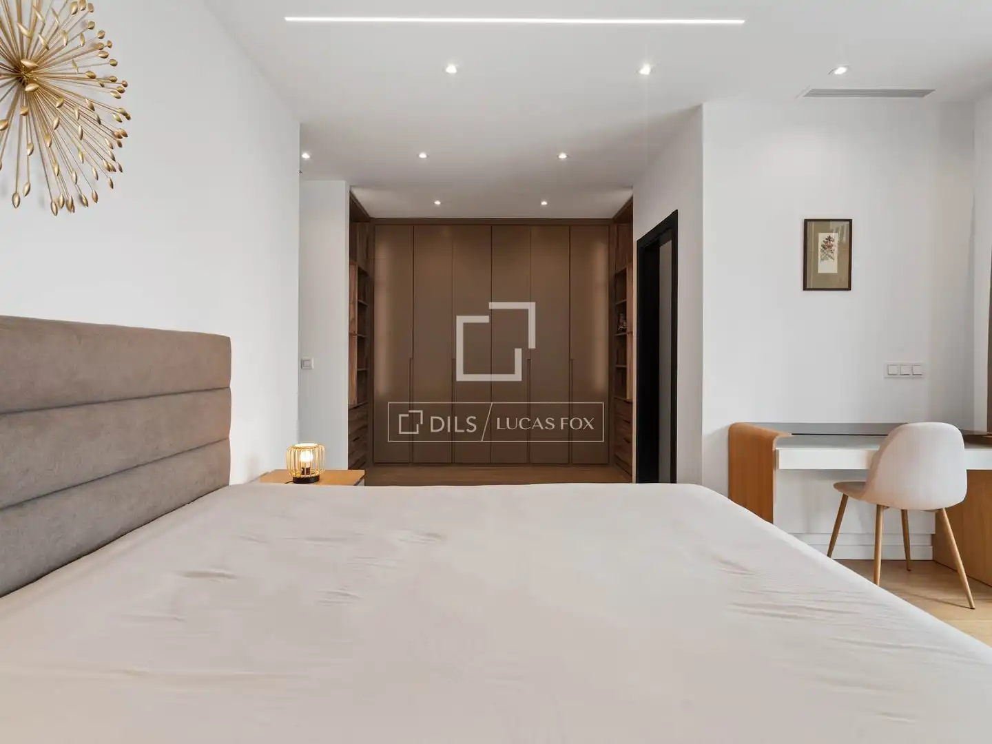 Bedroom of Houses for sale in Benahavís  with Air Conditioner, Heating and Private garden