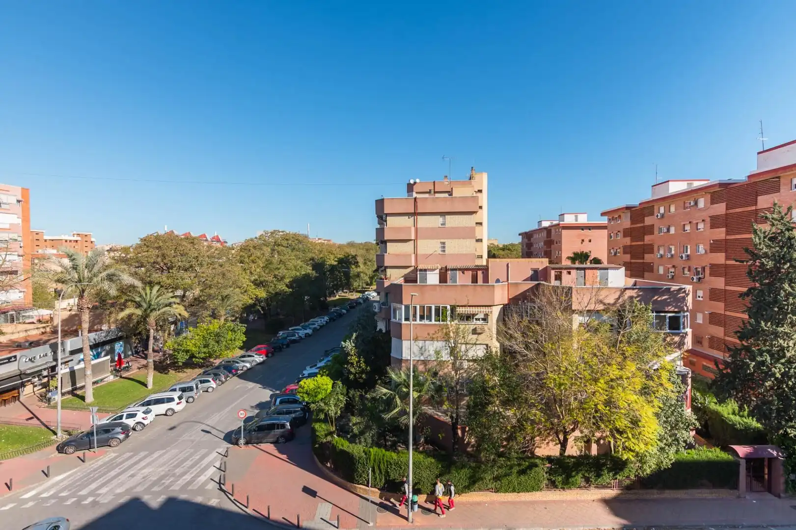 Pis en venda a Avenida MONTE CARMELO, Infante Juan Manuel